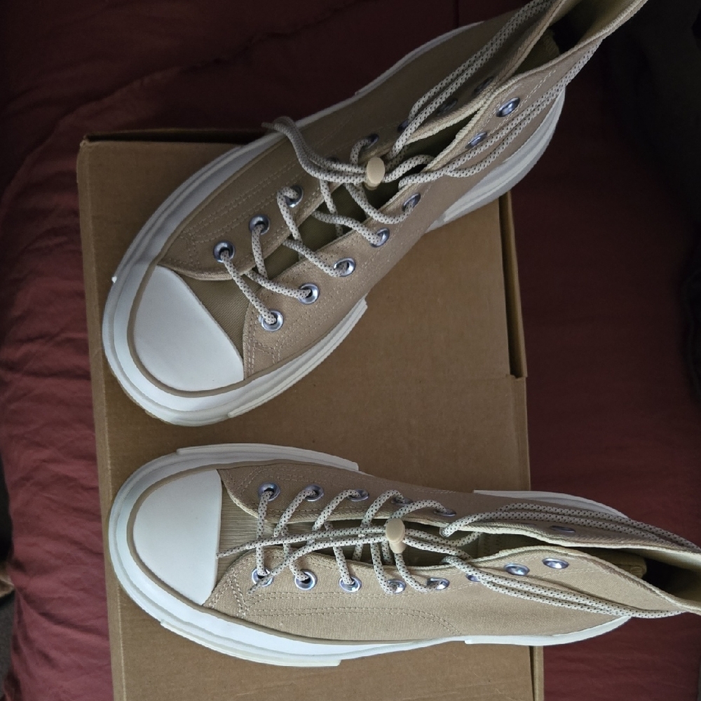 Unisex Converse High-Top Run Star Legacy CX Canvas Sneakers in Tan and White